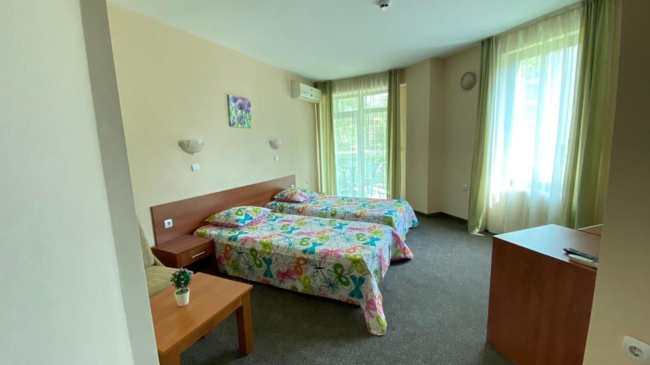 Hotel L&B- Free Parking Sluneční pobřeží Exteriér fotografie